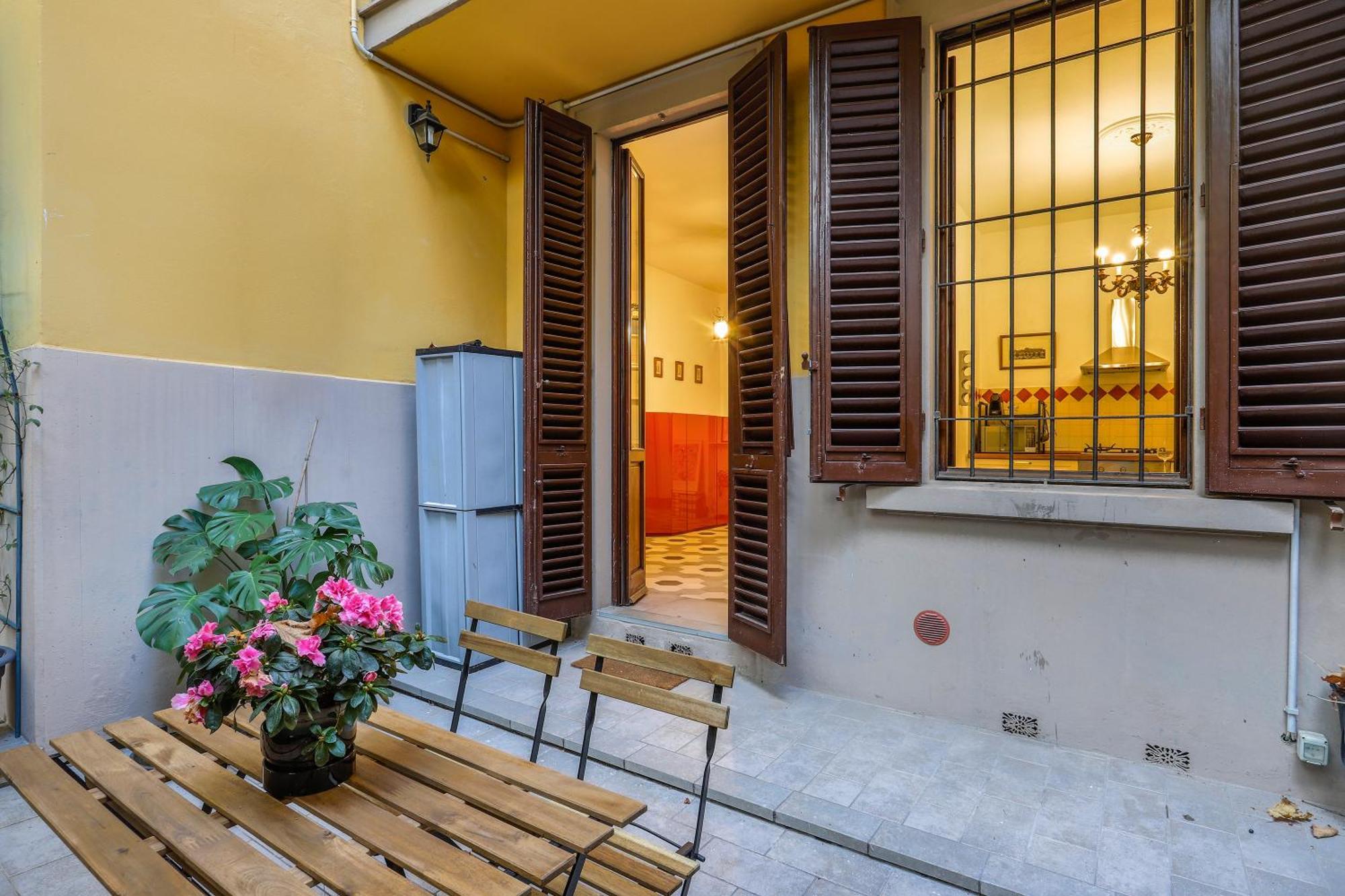 One-Bedroom Apartment With Patio Florença Exterior foto